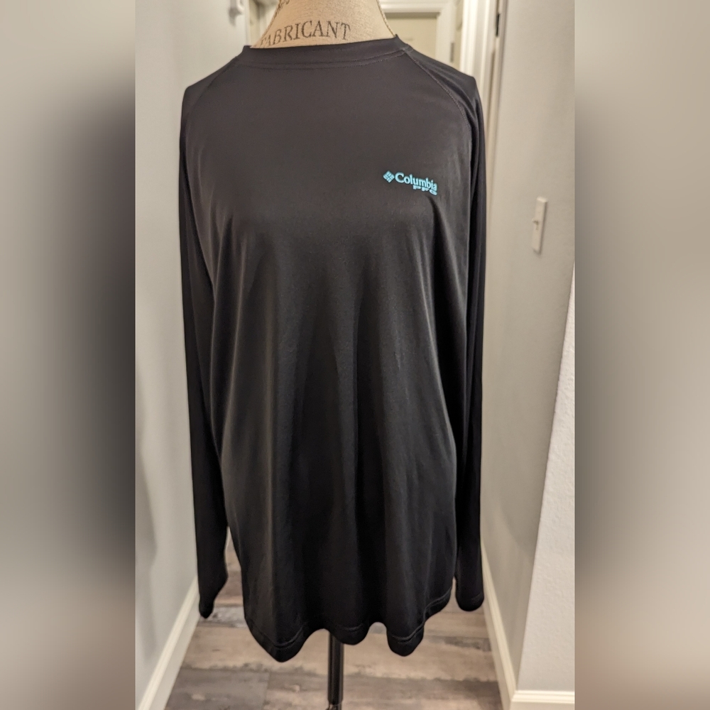 Men's Columbia Long Sleeve Size Large
